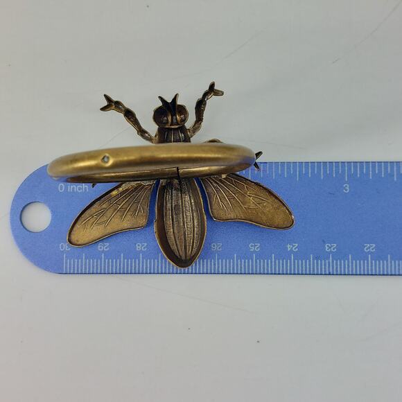Napkin Rings Gold Tone Bug Beatle Wings Home Decor Set of 6 - Picture 9 of 15